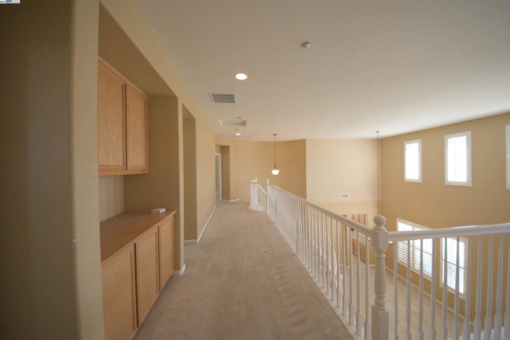 BRENTWOOD - Residential Lease