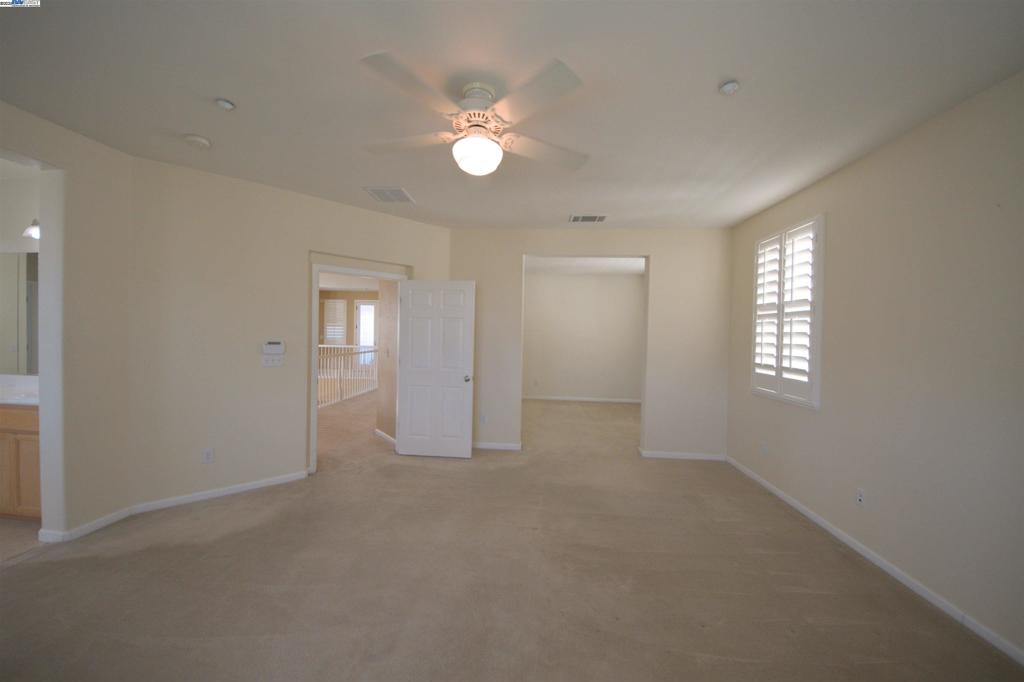 BRENTWOOD - Residential Lease