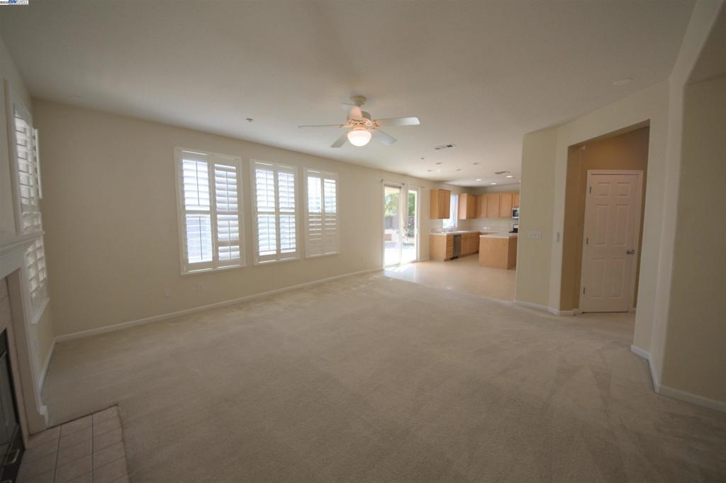 BRENTWOOD - Residential Lease