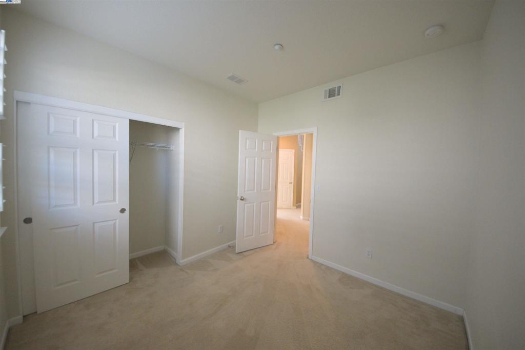 BRENTWOOD - Residential Lease