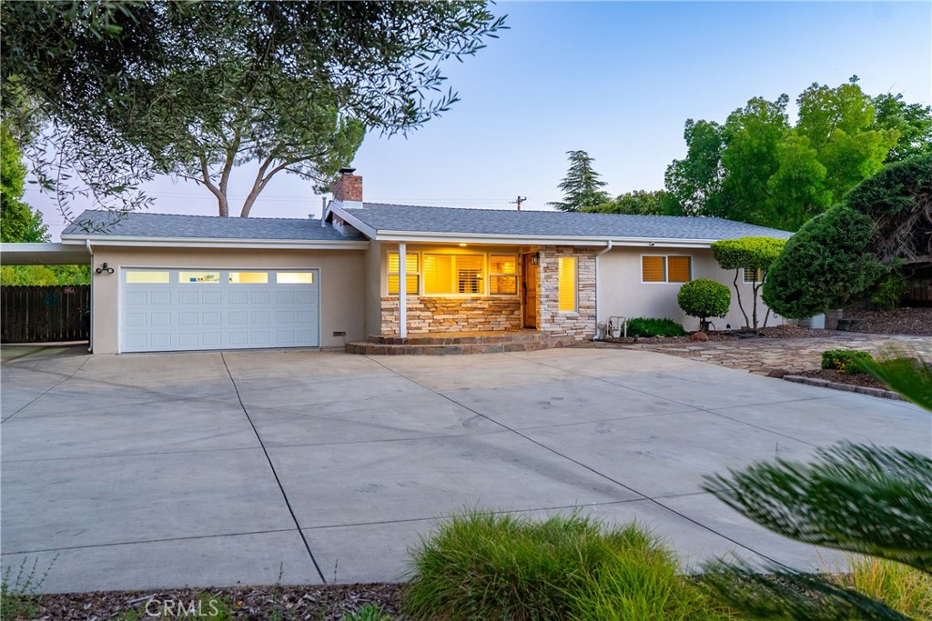 230 Crestline