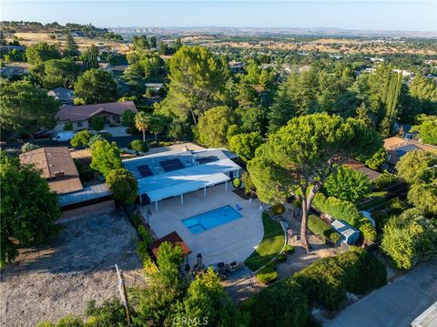 Tiny photo for 230 Crestline DR, Paso Robles, CA 93446 (MLS # NS26109995)