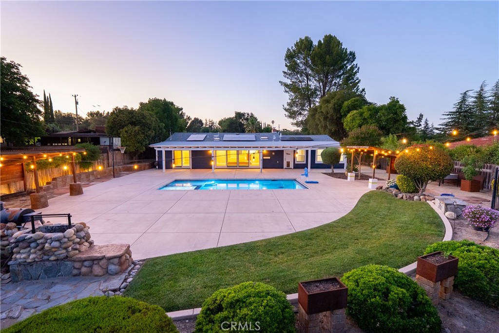 230 Crestline