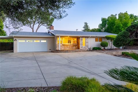 Tiny photo for 230 Crestline DR, Paso Robles, CA 93446 (MLS # NS26109995)