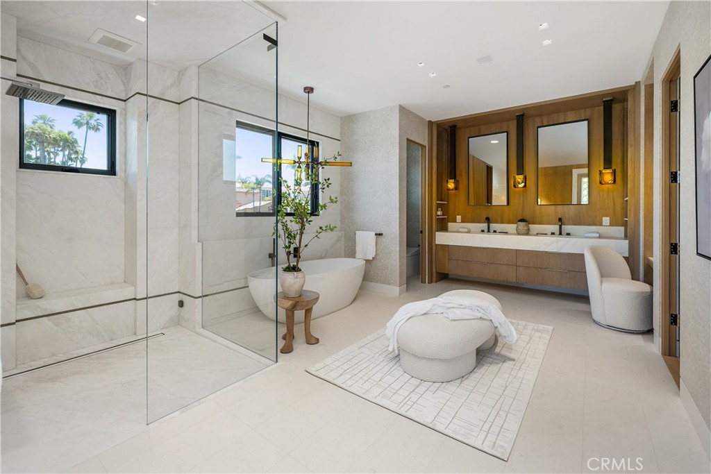 Ritz Cove (RC) - Residential