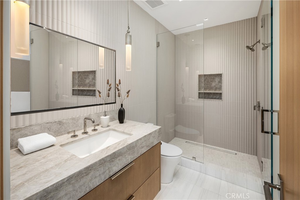 Ritz Cove (RC) - Residential