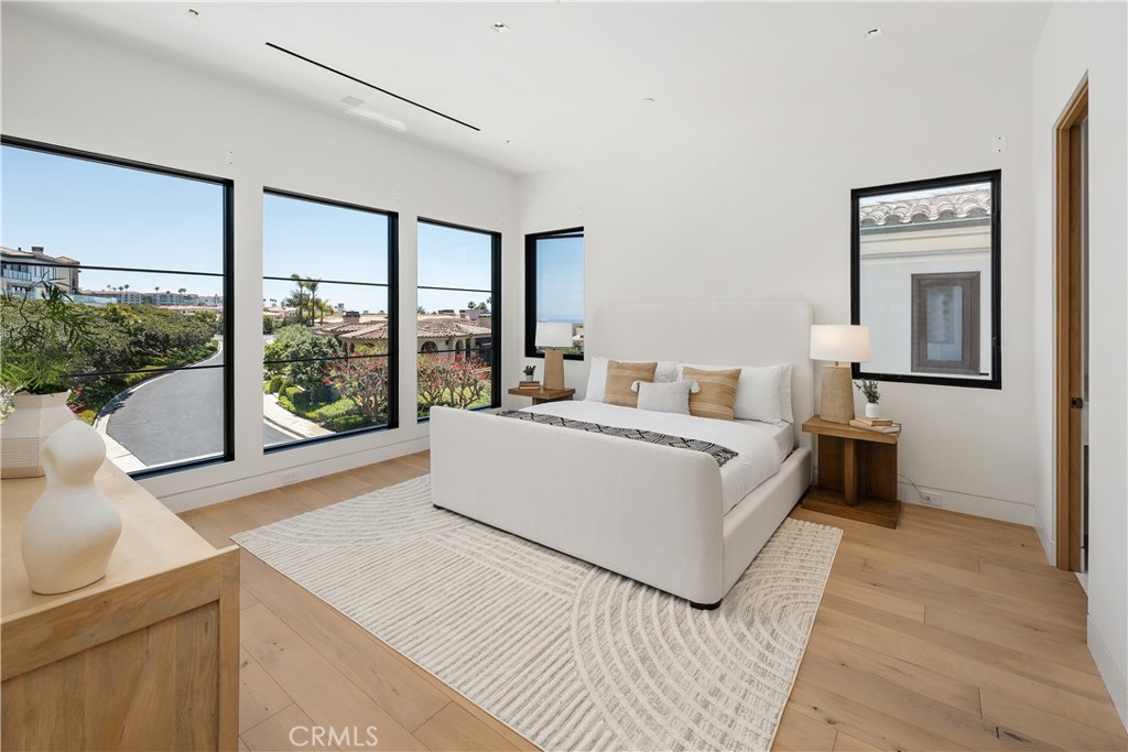 Ritz Cove (RC) - Residential