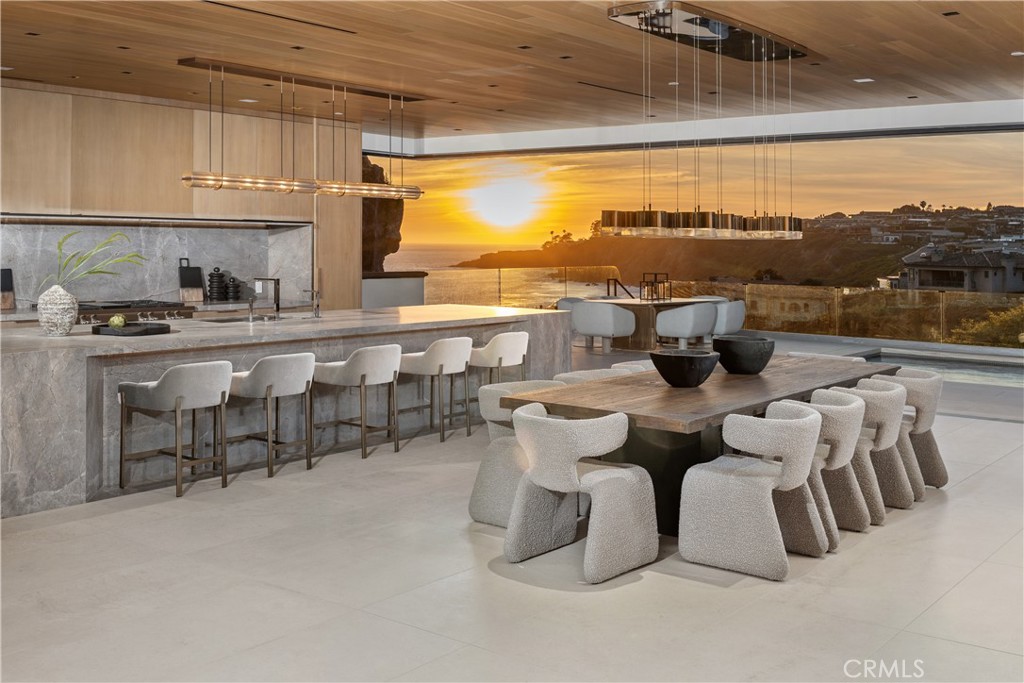 Ritz Cove (RC) - Residential