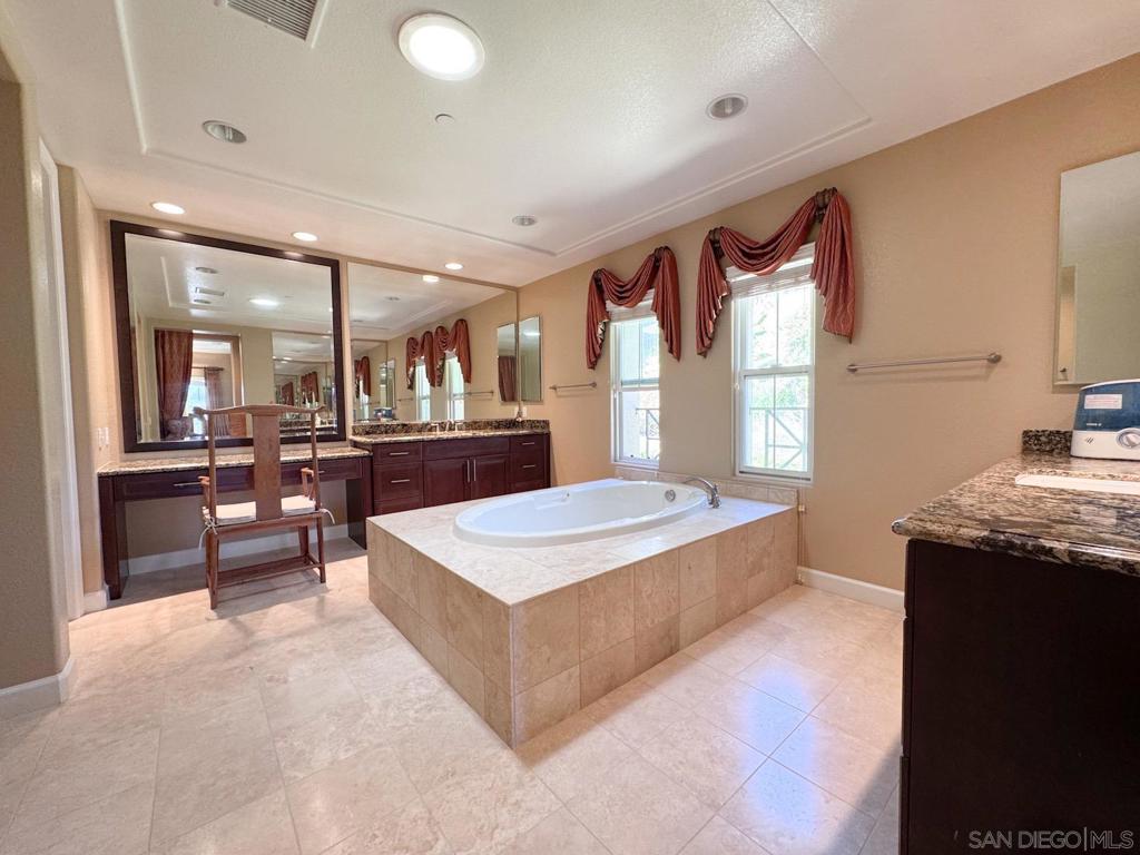 Encinitas - Residential Lease