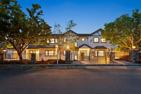 70 ENSENADA Road San Carlos CA 94070