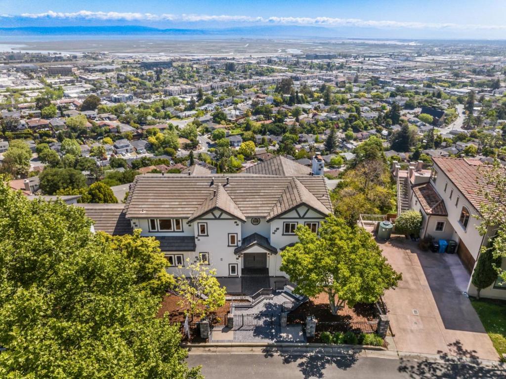 70 ENSENADA Road