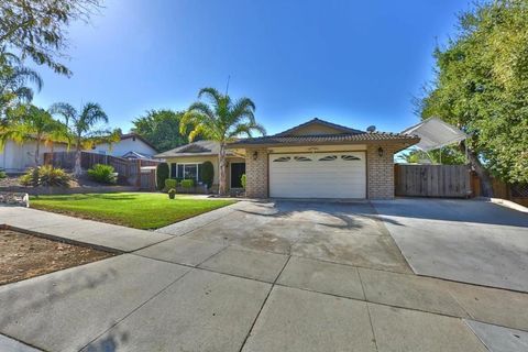 Photo of 3630 Eastridge Drive, San Jose, CA 95148 (MLS # ML82039616)