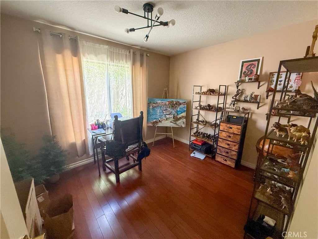 28982 Sam Place