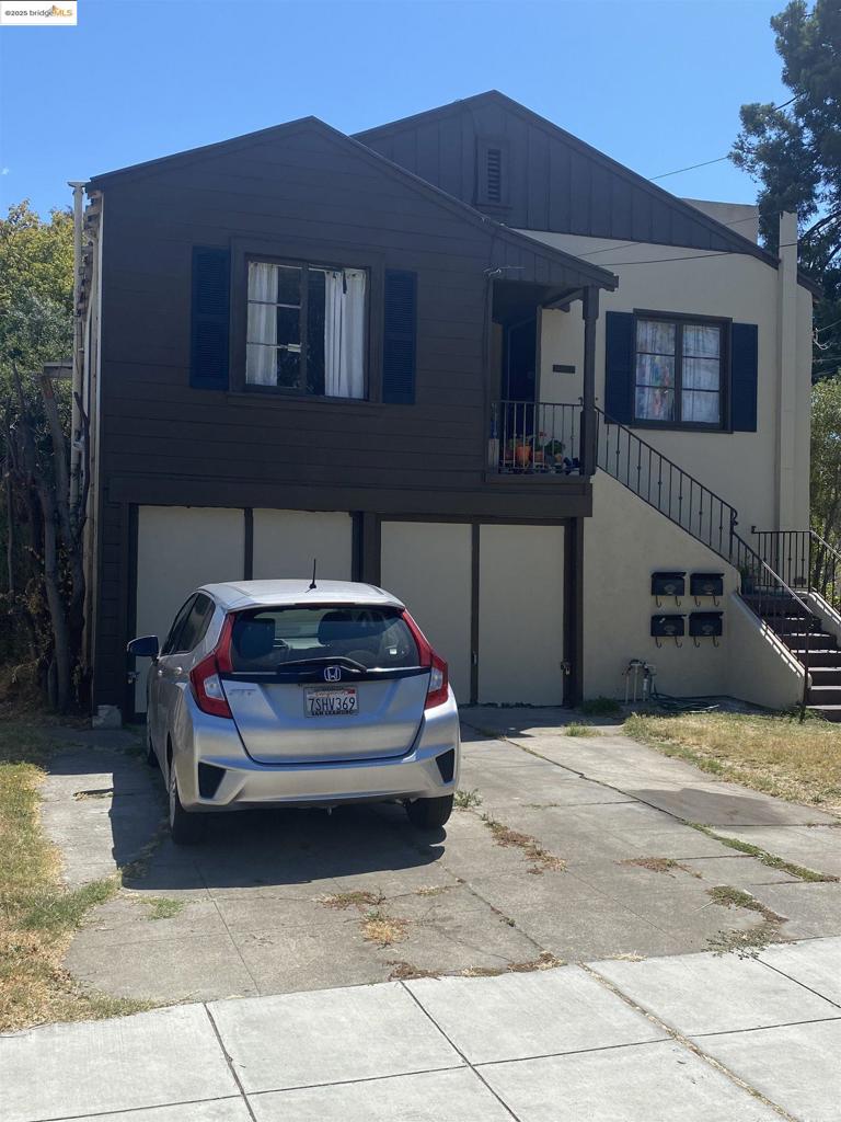 Perfectly positioned 4-unit building just a short walk to the beach, South Shore Center, and vibrant Park Street. All units feature one bedroom layouts. Two units will be delivered vacant - upstairs left (Unit 1102) and downstairs front (Unit 1100). This property sits in the highly desirable Alameda Unified School District, known for its excellent schools including Otis Elementary, Lincoln Middle School, and Alameda High School. All three schools have consistently strong academic performance ratings. The building sits on a generously sized lot with excellent potential for ADU development to maximize your investment. Whether you're looking to owner-occupy or seeking a pure investment opportunity, this well-located building offers multiple paths to build value. Take advantage of this rare opportunity to acquire a multi-unit property in this desirable neighborhood. Two units to be delivered vacant allowing for immediate repositioning while the spacious lot provides room for future expansion. Contact for more details and showing information.