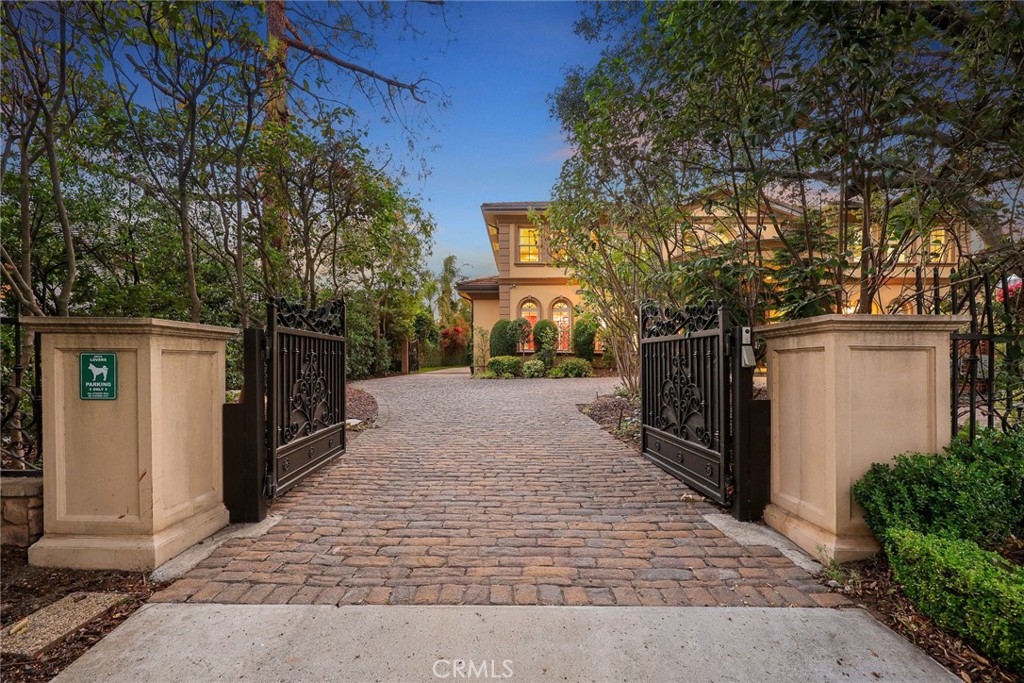 1539 Rodeo Road