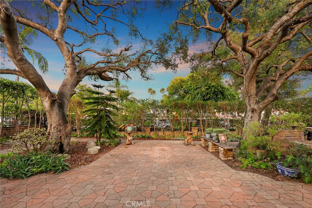 1539 Rodeo Road