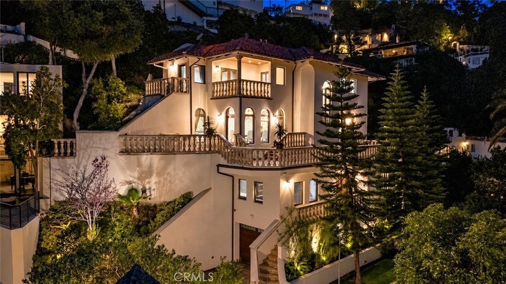 2995 Belden Drive