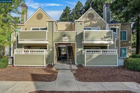 Photo of 140 Reflections Dr Dr #25, San Ramon, CA 94583 (MLS # 41128610)