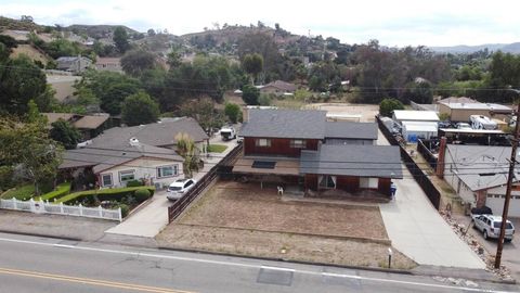 Photo of 9622 Lakeview RD, Lakeside, CA 92040 (MLS # 260012835SD)
