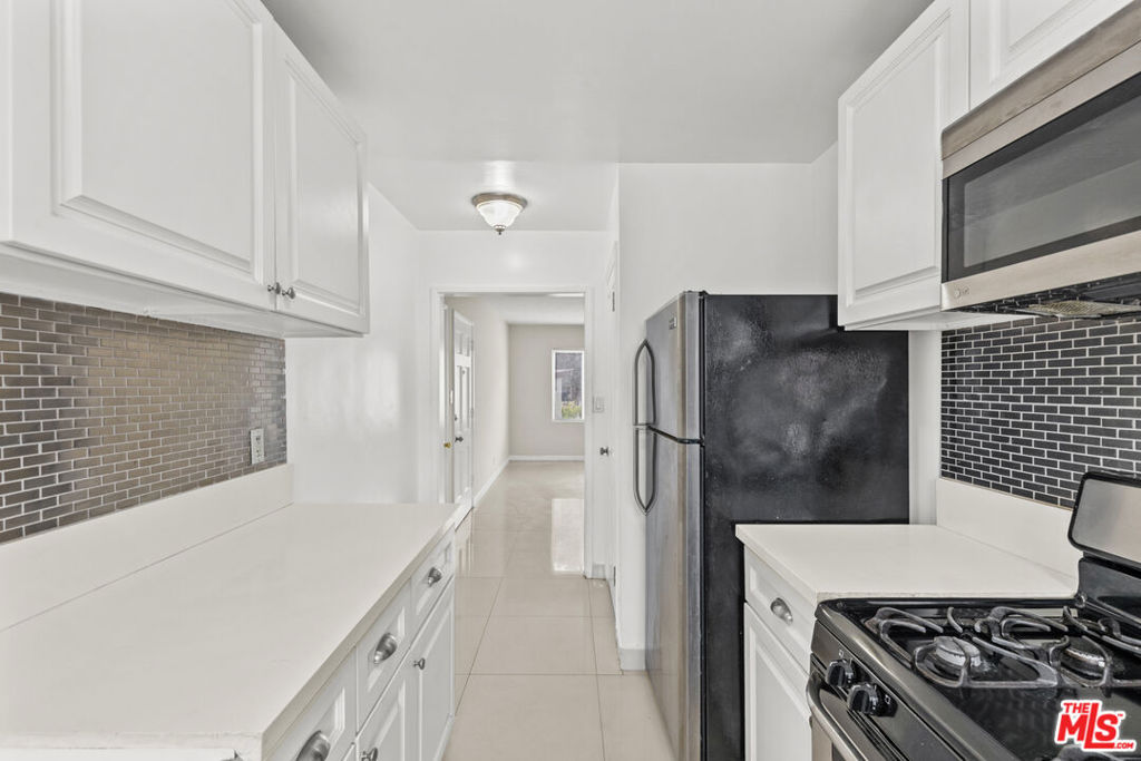 4108 Santa Rosalia Drive A