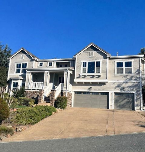 Photo of 4040 Davenport Ln, Concord, CA 94518 (MLS # 41121908)