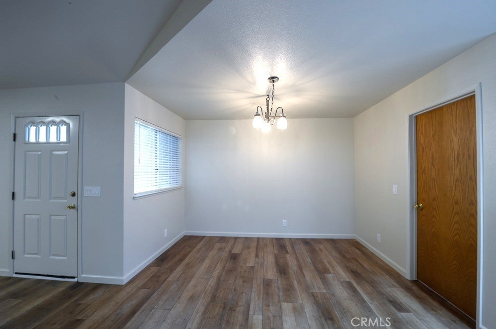 2113 Moyer