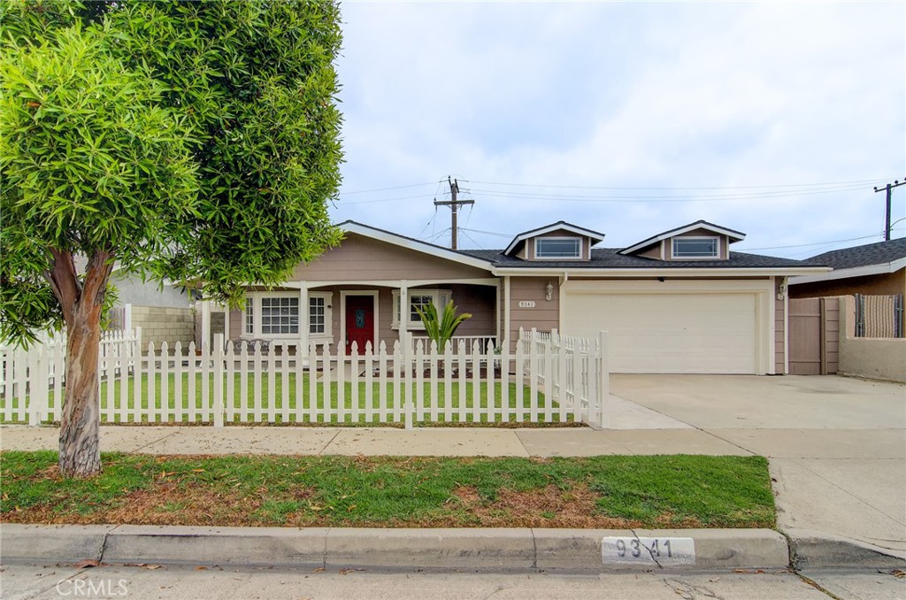 9341 Grand Drive