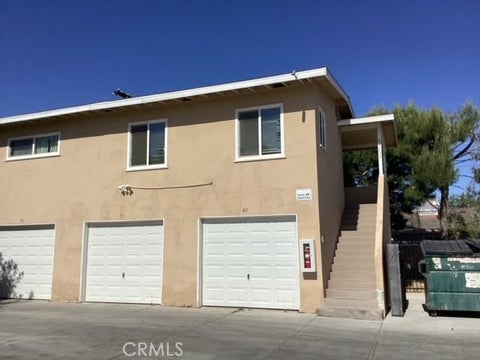 Photo of 44253 Beech Avenue, Lancaster, CA 93534 (MLS # SR26198501)