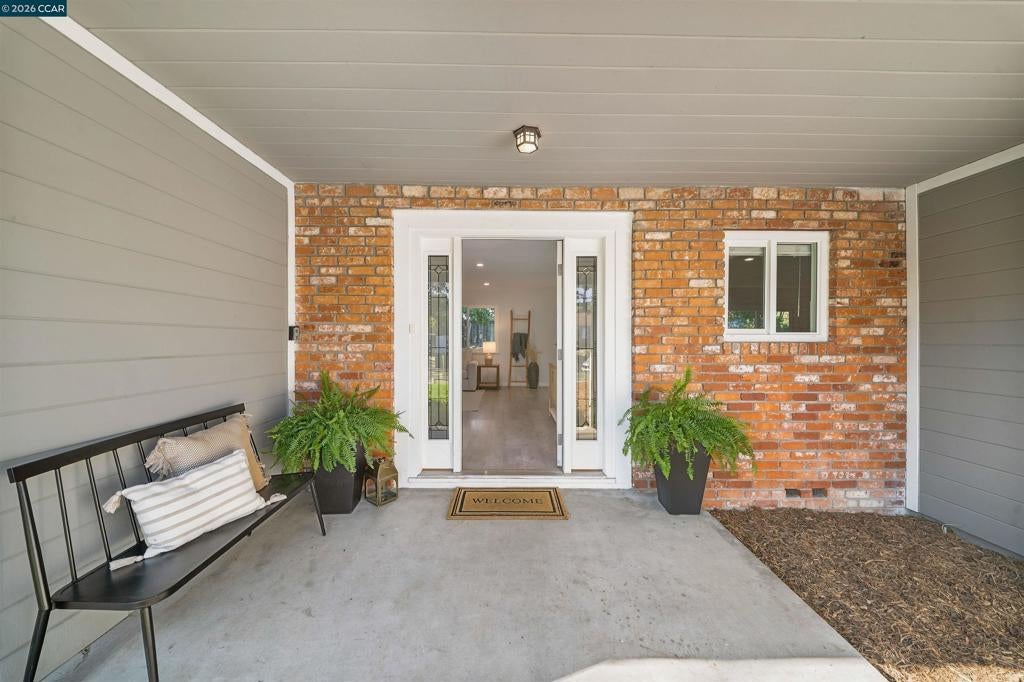 3100 Sandalwood Ct