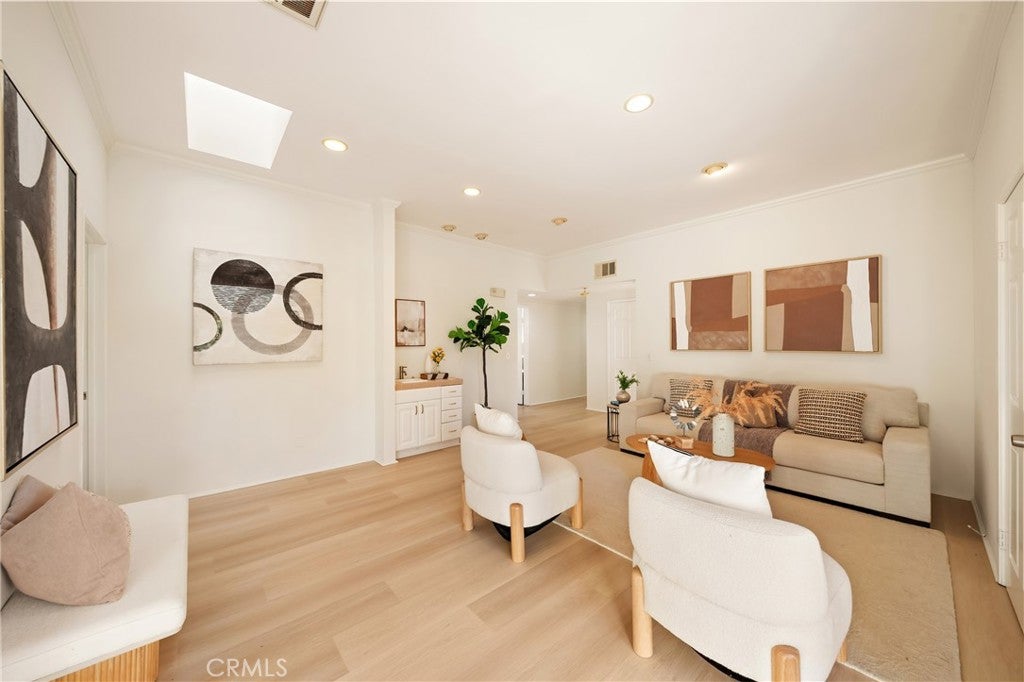 2342 Westridge Road