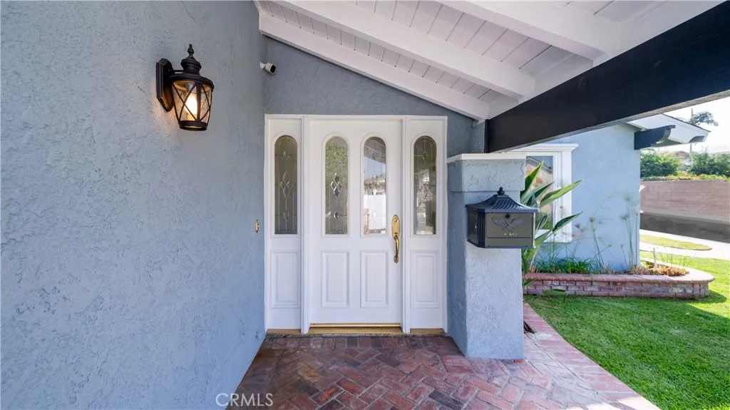 Hacienda Heights, California 91745, United States, 3 Bedrooms Bedrooms, ,2 BathroomsBathrooms,Residential,Pending,223992