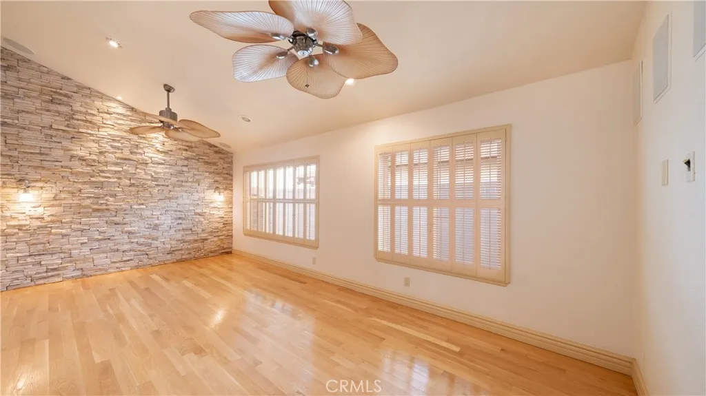 Hacienda Heights, California 91745, United States, 3 Bedrooms Bedrooms, ,2 BathroomsBathrooms,Residential,Pending,223992