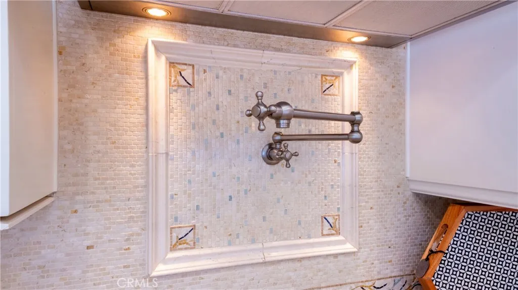 Hacienda Heights, California 91745, United States, 3 Bedrooms Bedrooms, ,2 BathroomsBathrooms,Residential,Pending,223992