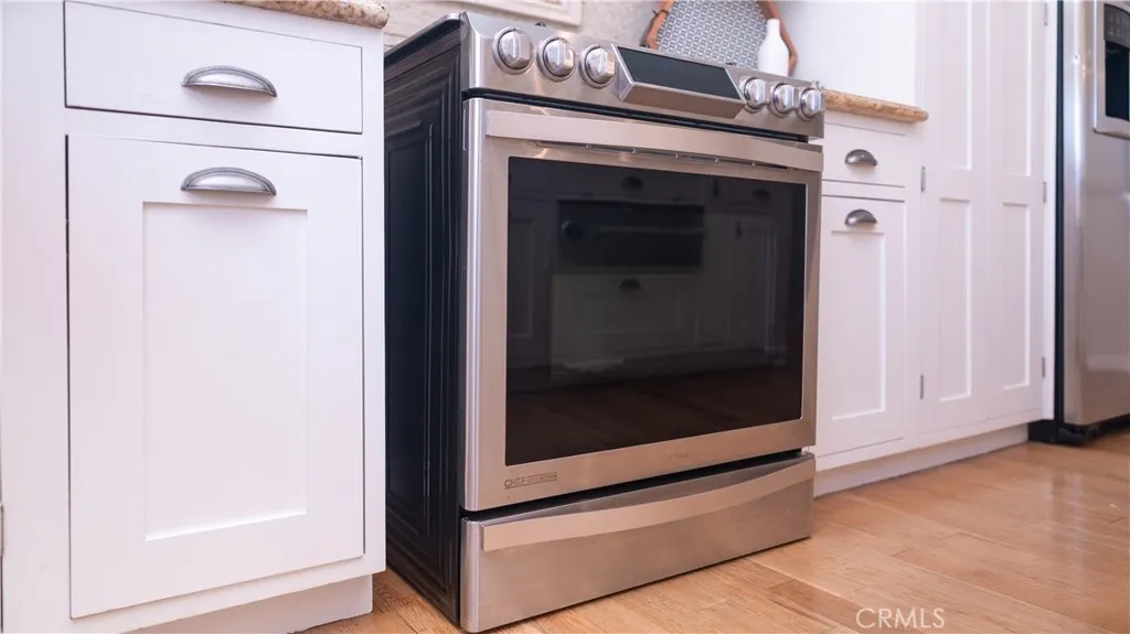 Hacienda Heights, California 91745, United States, 3 Bedrooms Bedrooms, ,2 BathroomsBathrooms,Residential,Pending,223992