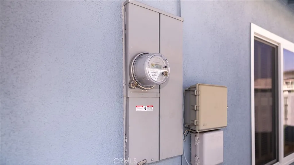 Hacienda Heights, California 91745, United States, 3 Bedrooms Bedrooms, ,2 BathroomsBathrooms,Residential,Pending,223992