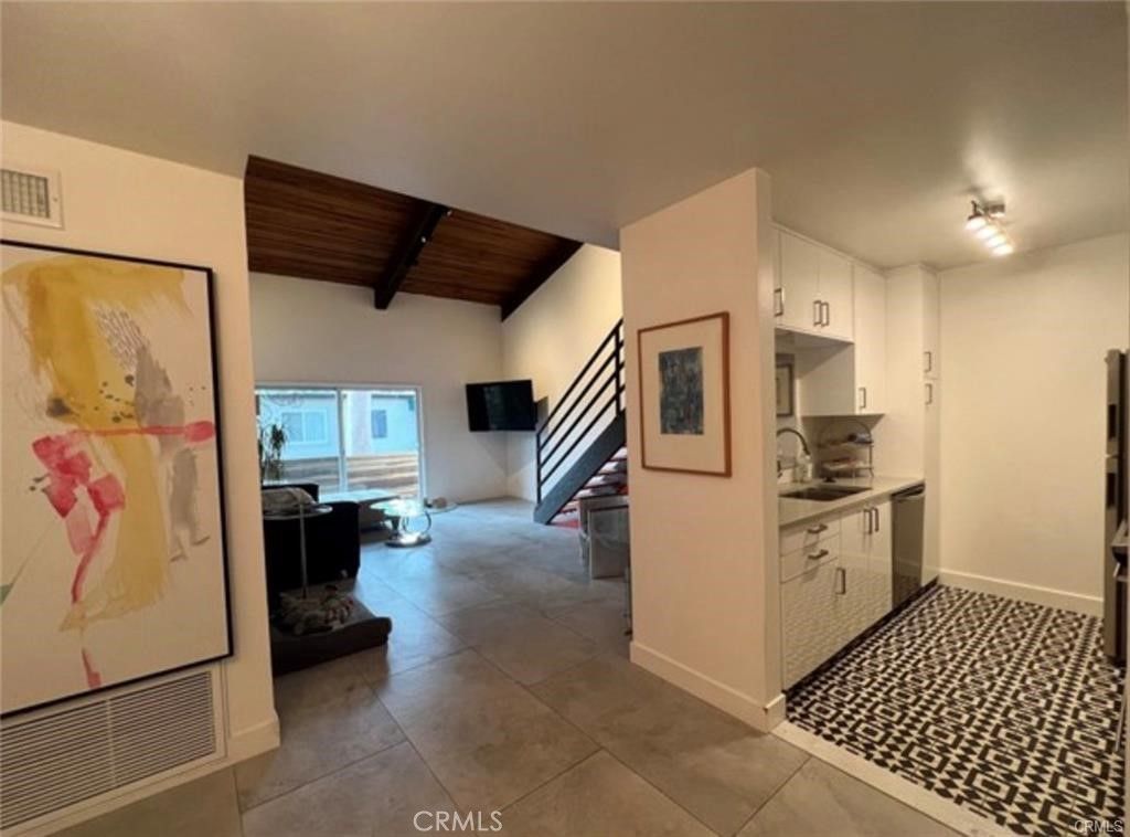 Photo of 5460 White Oak Ave #A305, Encino, CA 91316 (MLS # SR26039059)