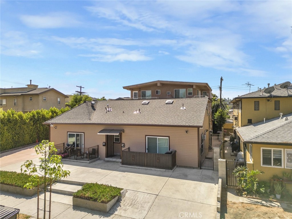 1344 E Broadway
