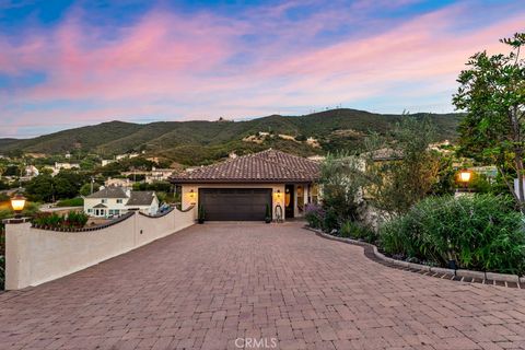1124 Kathleen Drive Newbury Park CA 91320