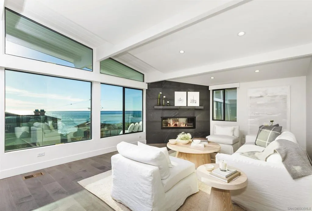 La Jolla, California 92037, United States, 4 Bedrooms Bedrooms, ,5 BathroomsBathrooms,Residential,Active,208677