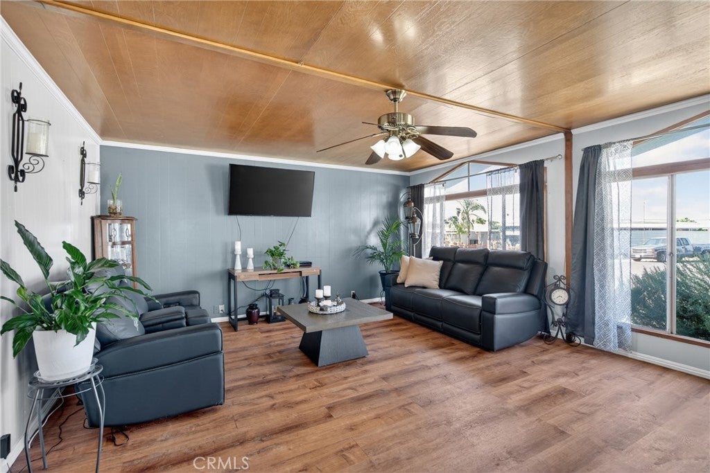 780 Santa Clara Circle