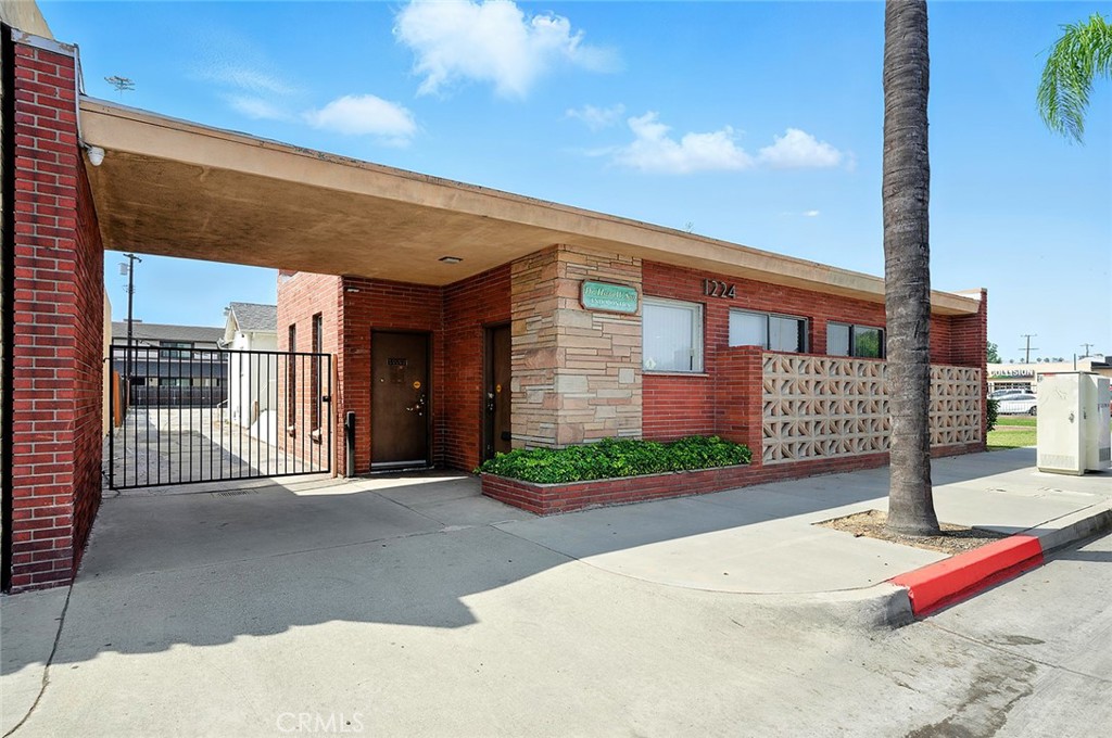 Turnkey dental office opportunity in the heart of Alhambra. 1224 E Main Street features an established dental layout with equipment already in place, making it ideal for a dental professional looking to start or expand their practice with minimal setup time. The space includes multiple exam rooms, a reception area, restroom facilities, and support/storage areas. Located on a high-visibility corridor with ample nearby parking and convenient access for patients. Ready for immediate use.