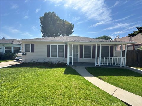 Photo of 210 S Bush Street, Orange, CA 92868 (MLS # PW26143537)
