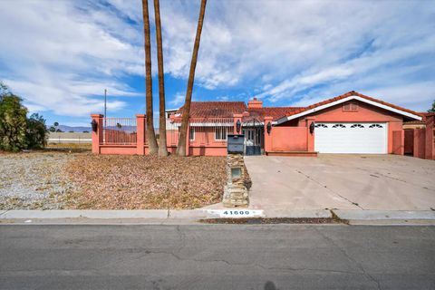 Photo of 41600 Jamaica Sands Drive, Indio, CA 92203 (MLS # 219144429DA)