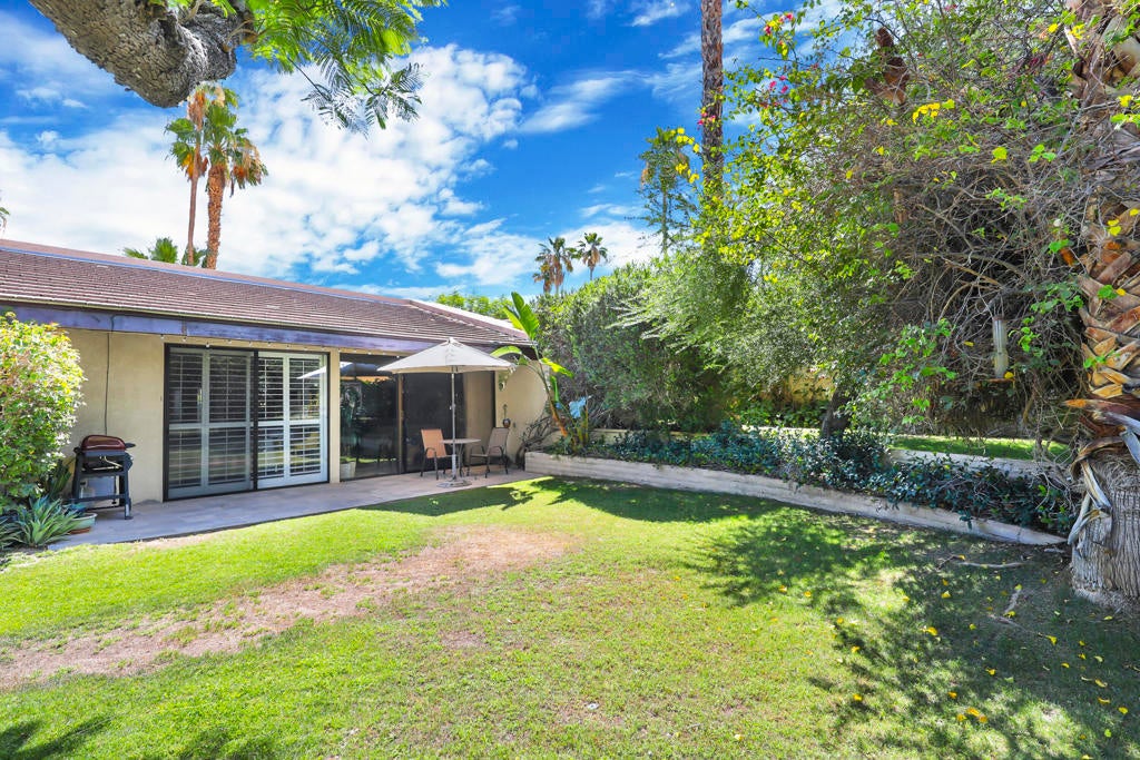 45711 W Verba Santa Drive
