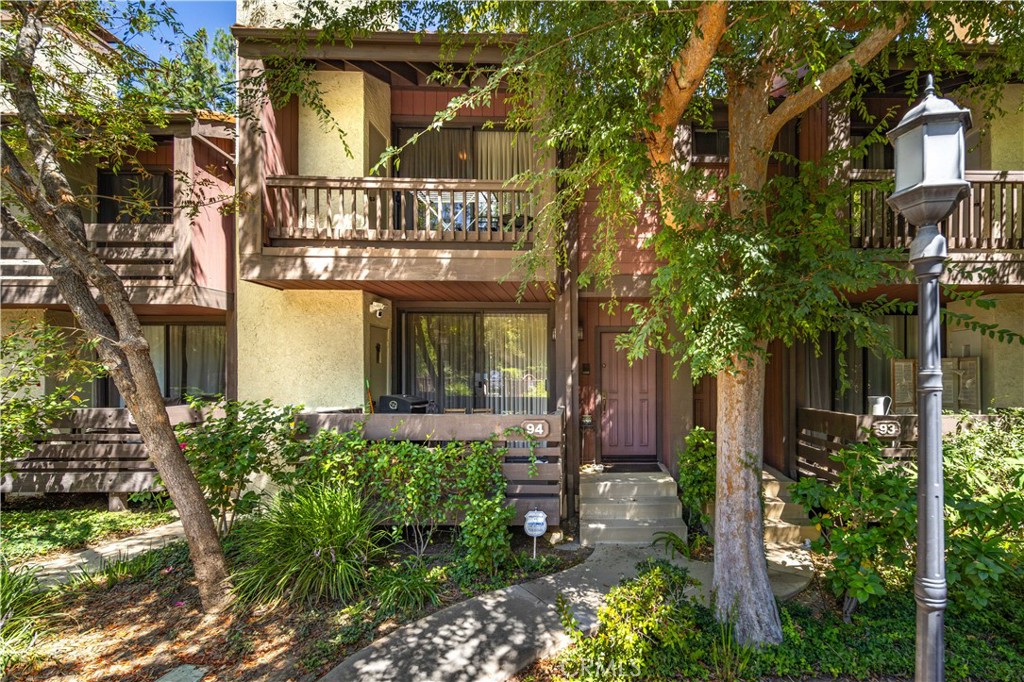 Welcome to 21930 Marylee St Apt 94, a spacious and inviting 3-bedroom, 2-bathroom residence offering approximately 1,400 square feet of thoughtfully designed living space in the desirable community of Woodland Hills. As you step inside, you’re greeted by an open and light-filled layout that creates a warm and comfortable atmosphere, perfect for both everyday living and entertaining. The living and dining areas flow seamlessly together, providing plenty of room to gather with family and friends, while the well-appointed kitchen offers functionality and convenience. Each of the three bedrooms is generously sized, including a primary suite with its own private bath and ample closet space, ensuring comfort and privacy. The additional bedrooms are versatile and can easily serve as guest rooms, office space, or creative studios. Offering a prime location with access to top-rated schools, popular shopping destinations, and major commuter routes, this home is an excellent opportunity for anyone seeking space, comfort, and the best of Southern California living.