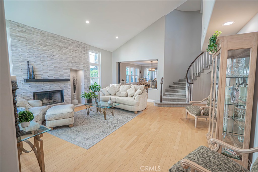 23678 White Oak Court