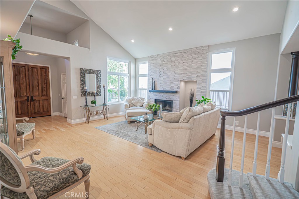 23678 White Oak Court