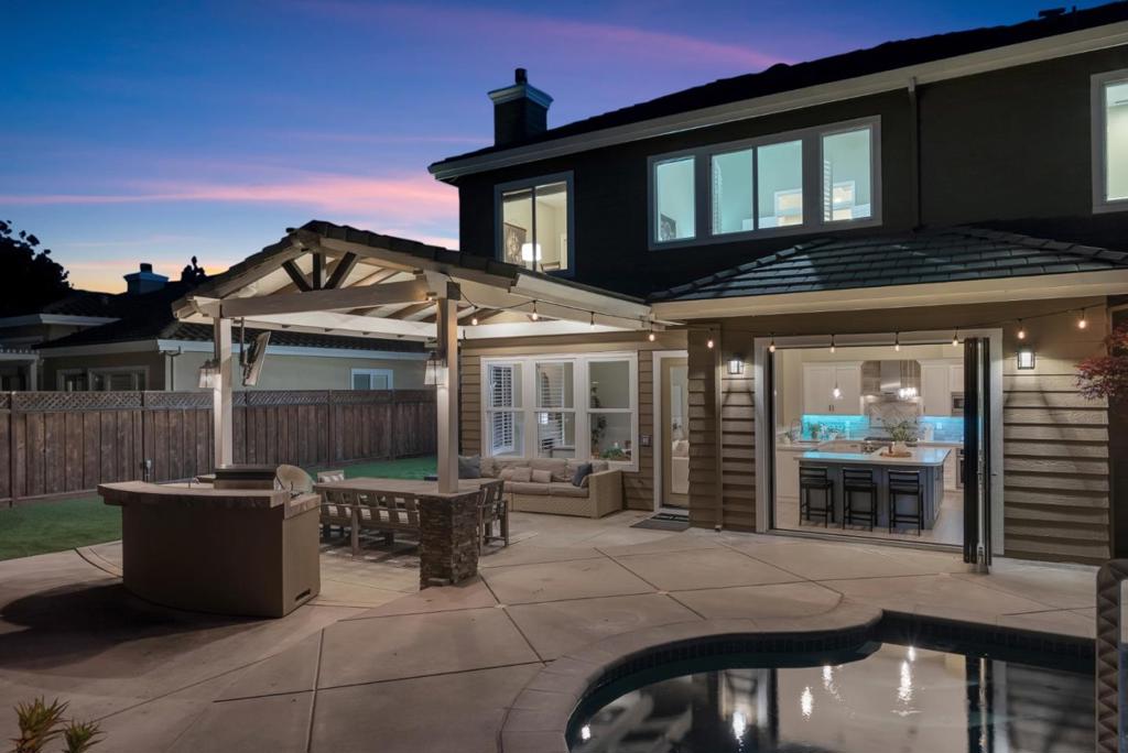 18440 Carmelo Court