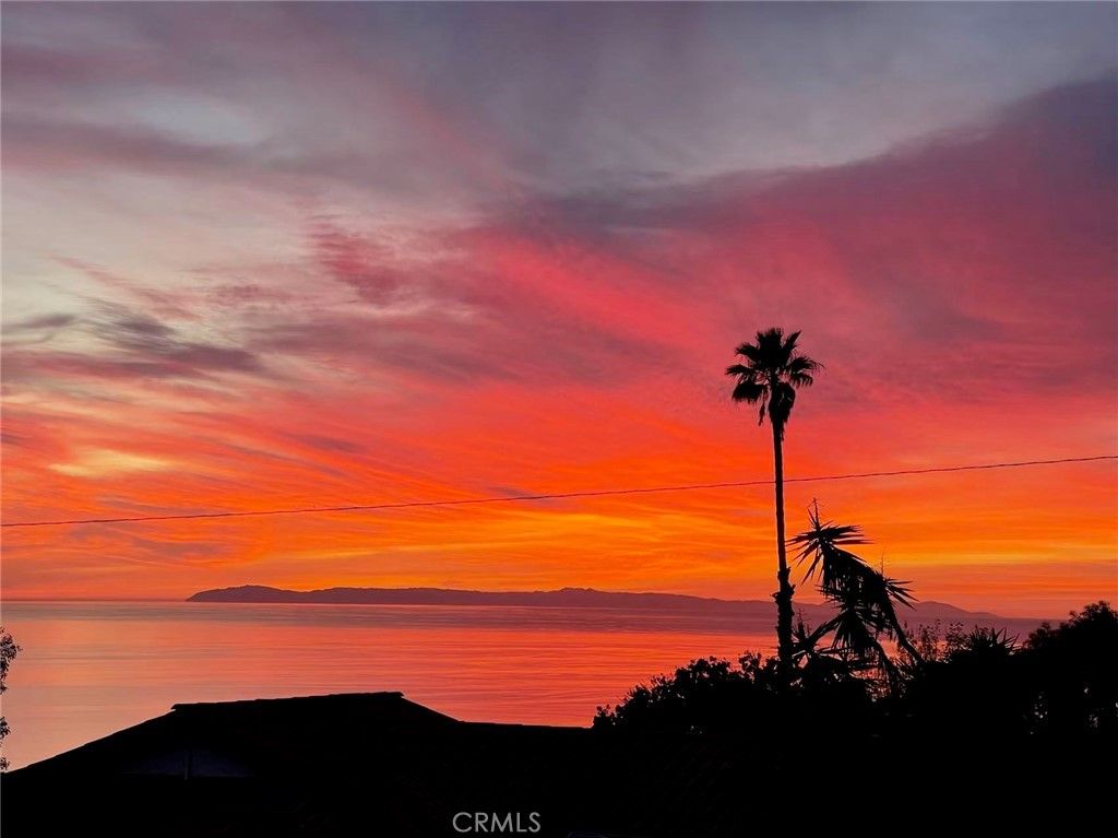 Photo of 2870 Zell Drive, Laguna Beach, CA 92651 (MLS # OC25248941)