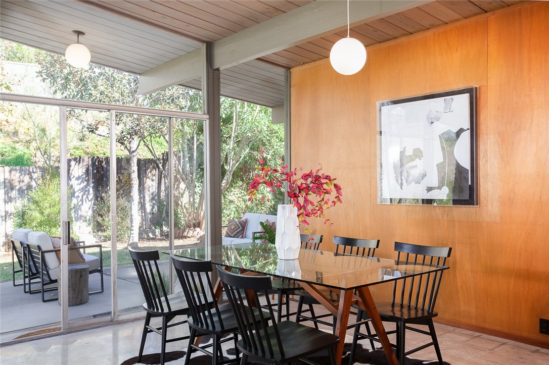 1131 N Encanto
